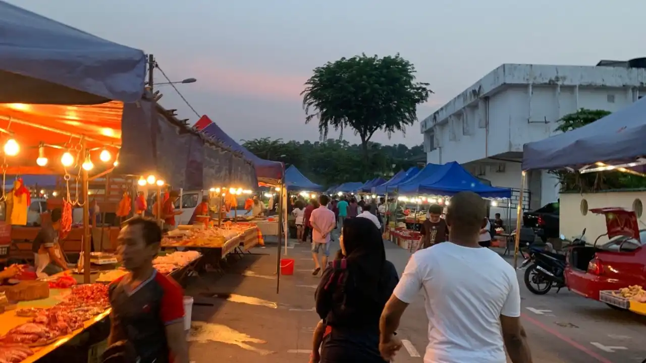 Pasar Malam Taman Bukit Kuchai
