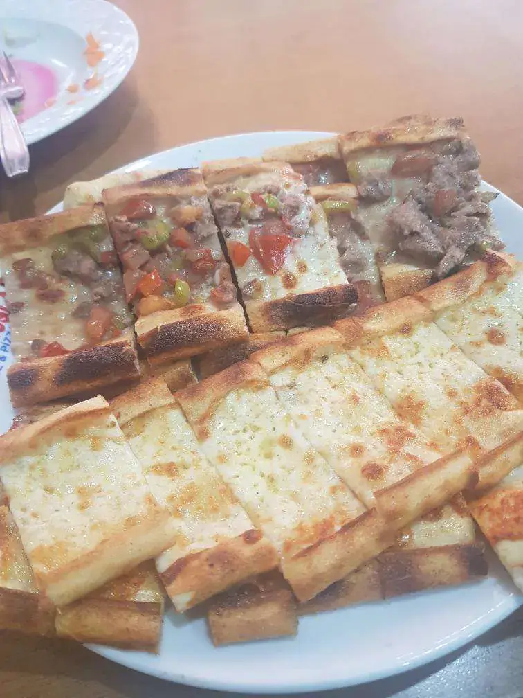 Okumuslar pide salonu