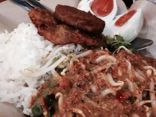 Gambar Makanan Sego Pecel Bu Broto 7