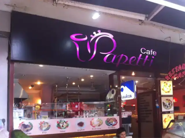 Papetti Cafe'nin yemek ve ambiyans fotoğrafları 4