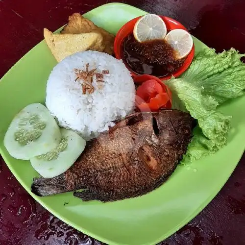 Gambar Makanan Ayam Bakar Bu Ira, Sukajadi 5