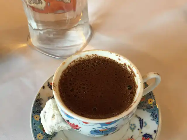 Tarihi Çamlı Kahve'nin yemek ve ambiyans fotoğrafları 13