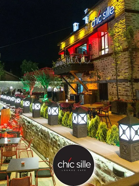 Chic Sille Lounge Cafe'nin yemek ve ambiyans fotoğrafları 3