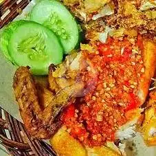 Gambar Makanan Ayam Sambal Om Teguh, Cimanggis 1