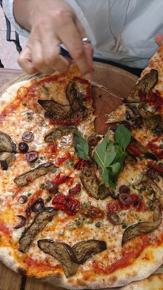 Fornello Pizzeria'nin yemek ve ambiyans fotoğrafları 6