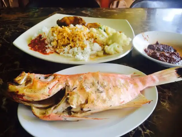 Stesen Ikan Bakar Restoran Sempelang Sinsuran Food Photo 6