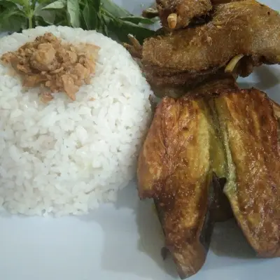 Rohmat Nasi Uduk