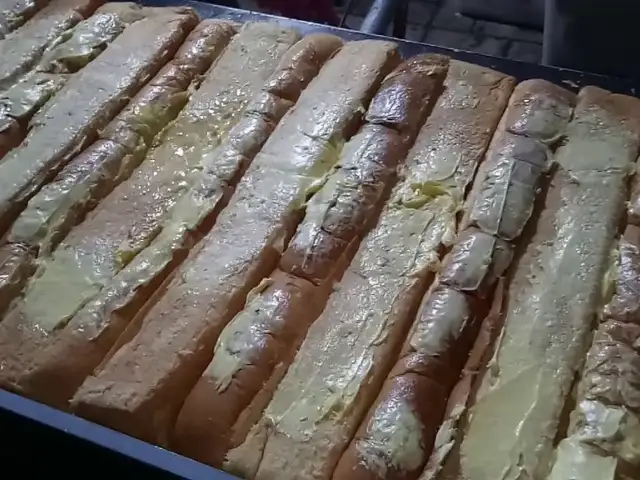 Roti John Surabaya