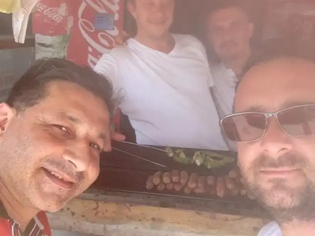 menekşe ızgara oto pazarı'nin yemek ve ambiyans fotoğrafları 6