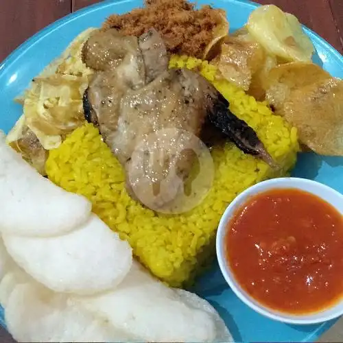 Gambar Makanan Nasi Kuning Dapoer Mak Lie, Pandega Marta 12