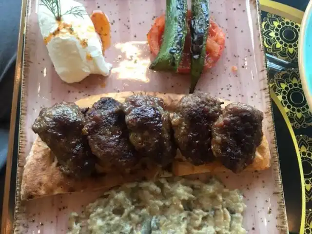 Raifa Cafe Restaurant'nin yemek ve ambiyans fotoğrafları 33