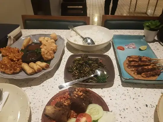 Gambar Makanan Sansekerta Indonesian Restaurant 11