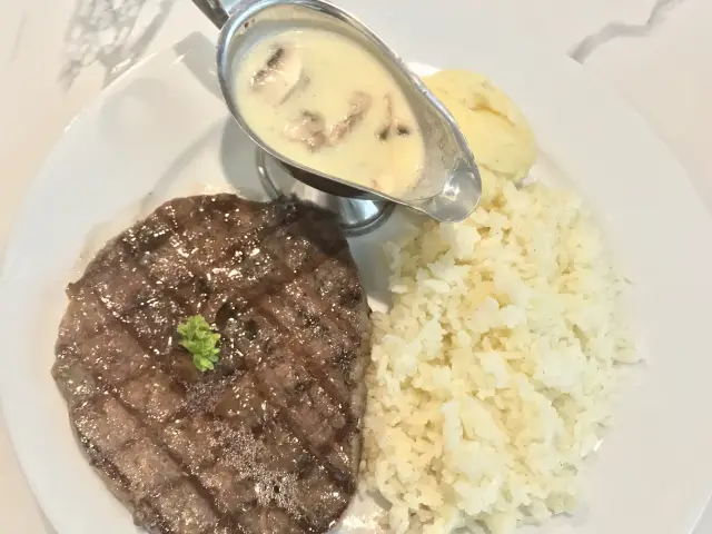 Gambar Makanan Yells Steak 6