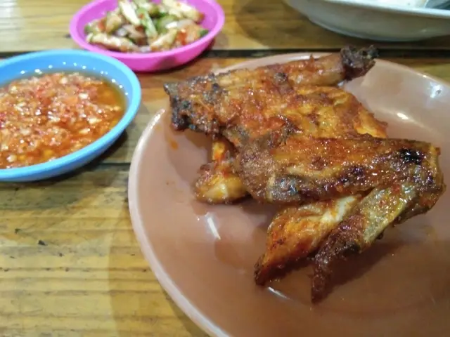 Gambar Makanan Gerai Ayam Bakar Taliwang (Sasak Tulen) 2