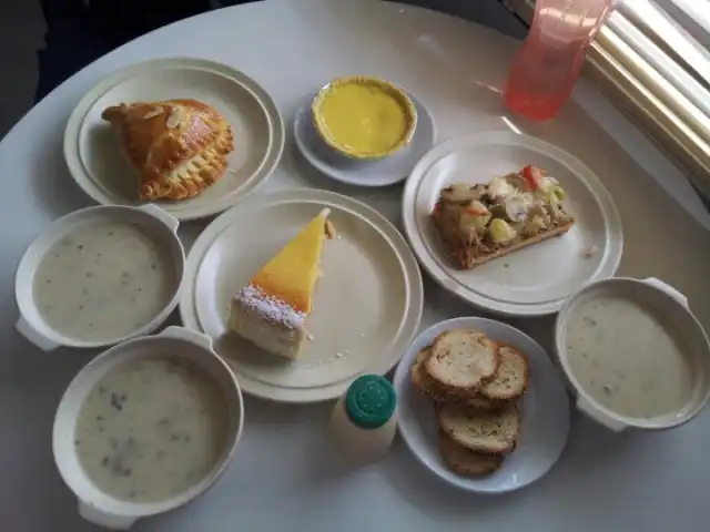 Continental Bakery Food Photo 2