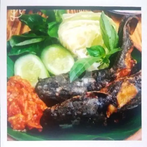 Gambar Makanan ayam penyet sambal hijau bang alif, Setiabudi 8