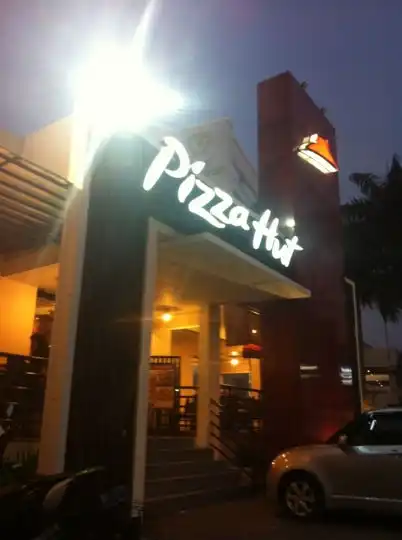 Gambar Makanan Pizza Hut 4