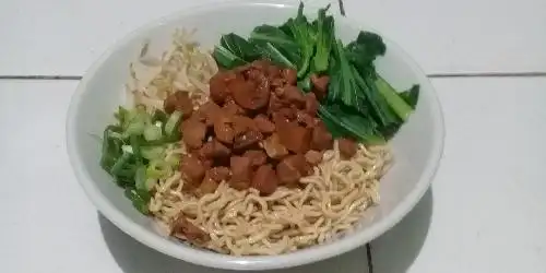 Mie Ayam Jamur Beben, Ujung Krawang