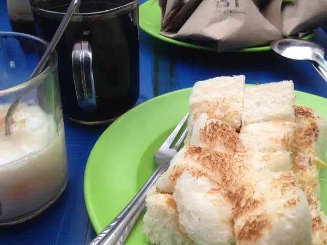 Roti bakar + Telur setengah masak Food Photo 13