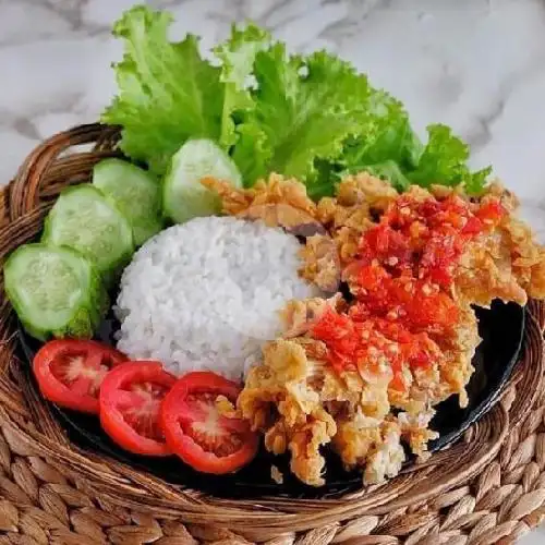 Gambar Makanan Ayam Geprek Lalapan Aisyah, Jln Andi P Pettarani 3 No.25 Tamamaung Panakkukang M 3