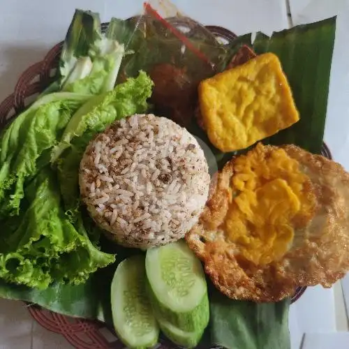 Gambar Makanan Nasi Tutug Oncom Assegaf, Duri Kepa, Jl. Sahabat Baru No. 38C 6