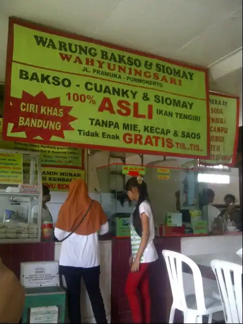 Gambar Makanan warung bakso & siomay wahyuningsari 6