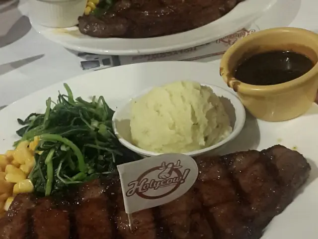 Gambar Makanan Holycow!STEAKHOUSEbyChefAfit 5