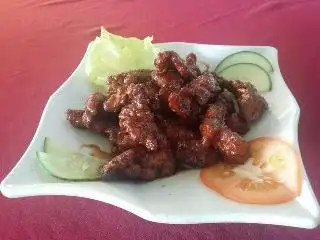 Famous Thai Chinese Kitchen 億桐中泰海鲜餐馆