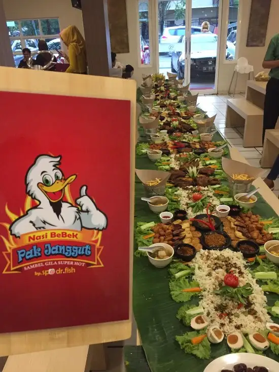 Gambar Makanan Nasi BeBeK Pak Janggut Banjarmasin 7