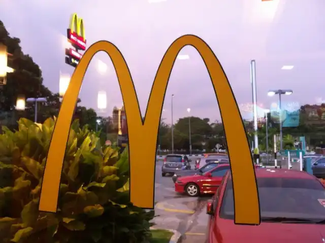 McDonald's & McCafè Food Photo 2