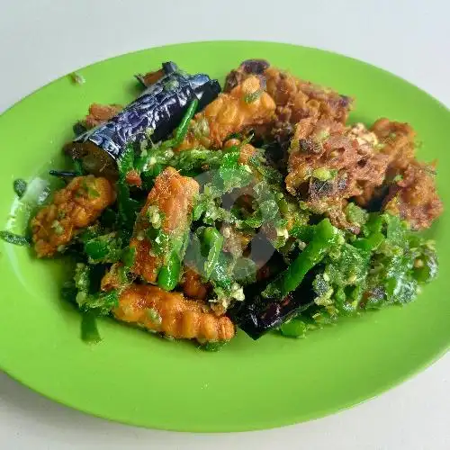 Gambar Makanan Warung Eva Ayam Cabe Ijo, Baloi Centre 17