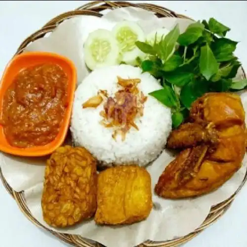 Gambar Makanan Pawon Indomie Pedaaaas, Jl. Raya Semat 15