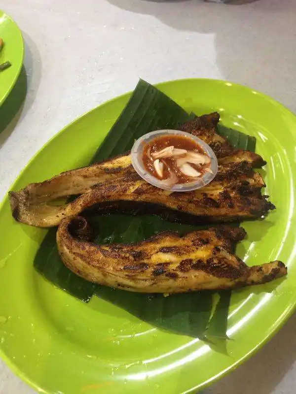 Jalan Alor Claypot Chicken Rice Food Photo 14