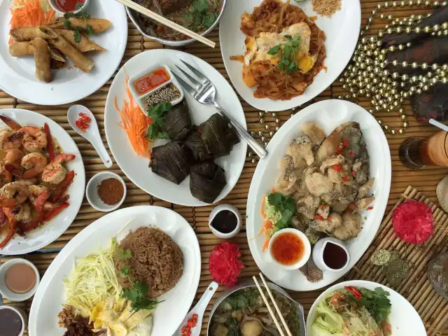 Just Thai Food Photo 9