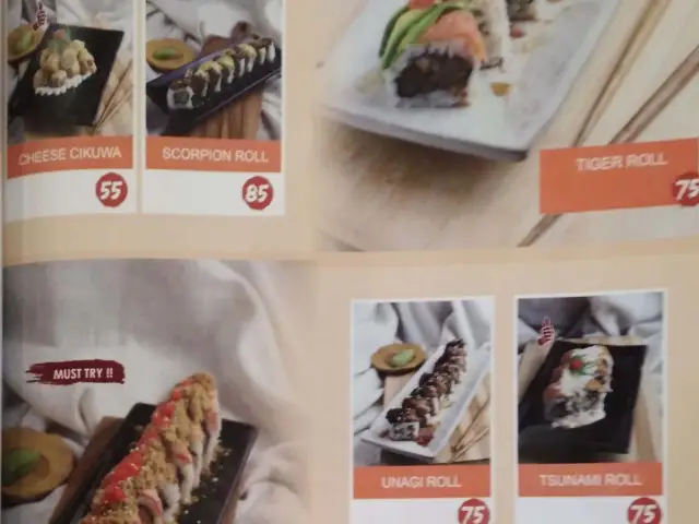 Gambar Makanan Tomo Sushi & More 13