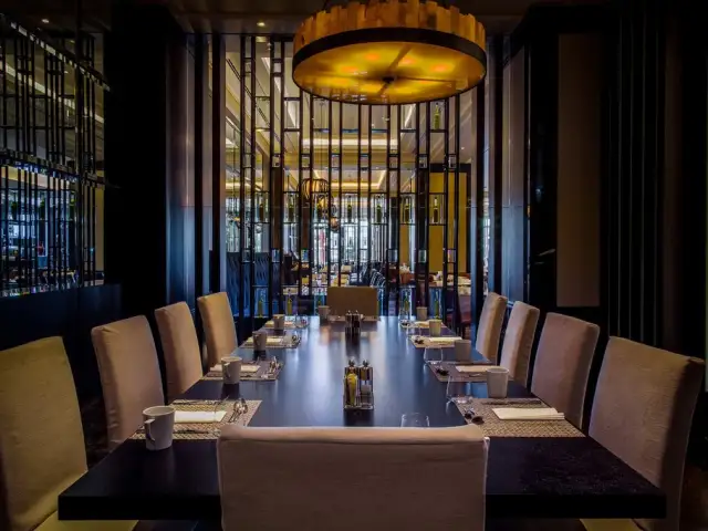 The Globe Restaurant - Hilton Istanbul Bomonti'nin yemek ve ambiyans fotoğrafları 13