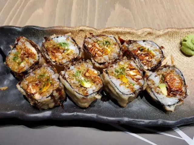Yakuza Asian & Sushi'nin yemek ve ambiyans fotoğrafları 13