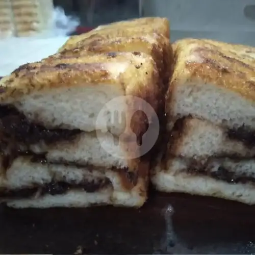 Gambar Makanan Roti Bakar Khas Yanto, Cakung 1