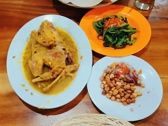 Gambar Makanan Ayam Betutu Khas Gilimanuk 18