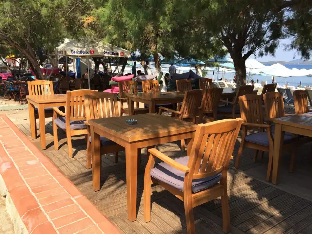 Meggs Otel Beach & Restaurant'nin yemek ve ambiyans fotoğrafları 3