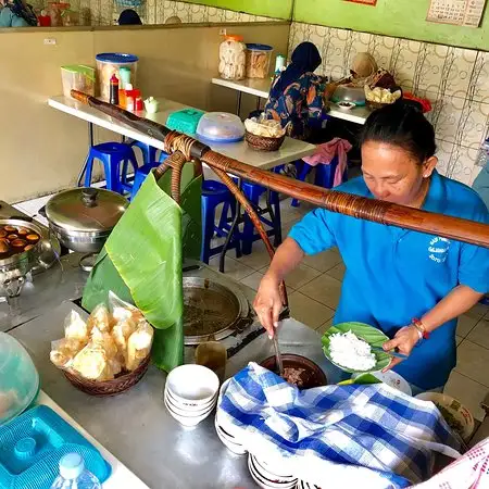 Gambar Makanan Nasi Pindang Kudus & Soto Sapi "Gajahmada" 9