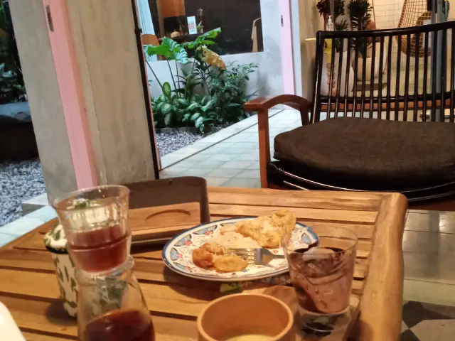 Gambar Makanan Kopi Kompleks 3