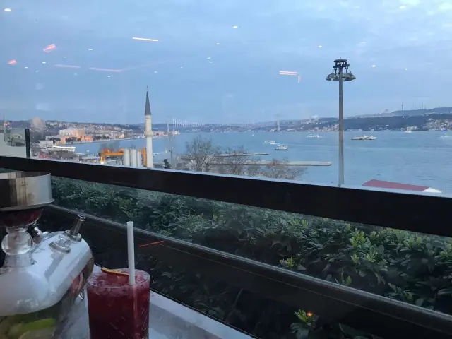 Lulu Hookah Lounge - Zimmer Hotel Bosphorus'nin yemek ve ambiyans fotoğrafları 32