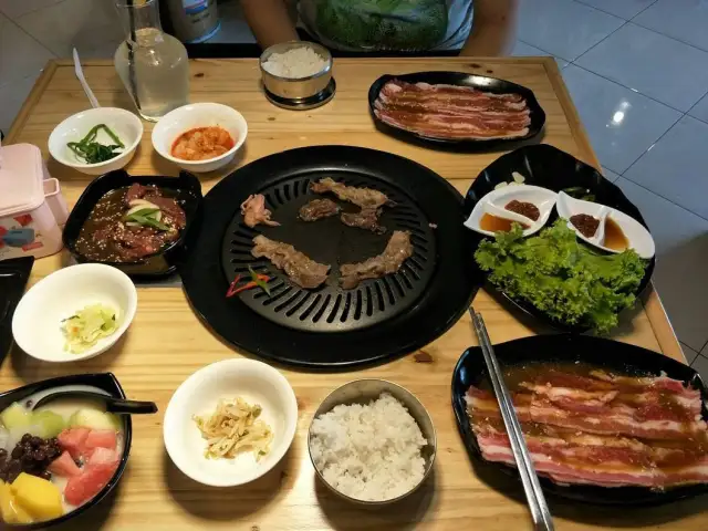 Gambar Makanan Gijeogeun Korean BBQ 1