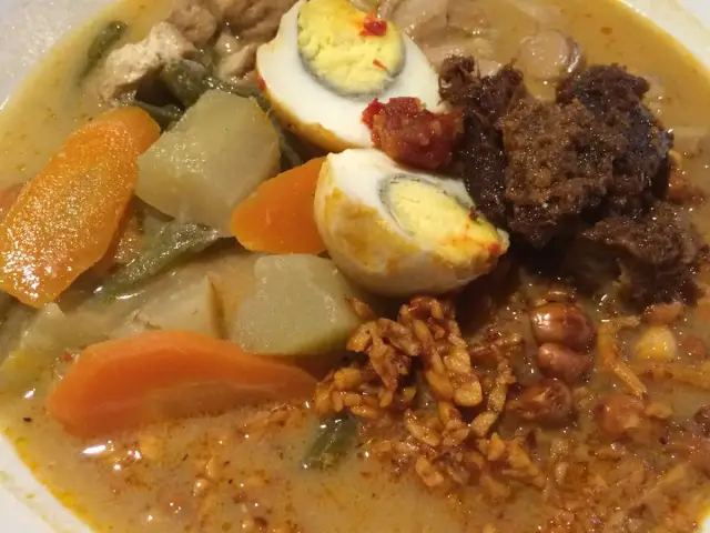 Gambar Makanan Kedai Kopi Deli 12