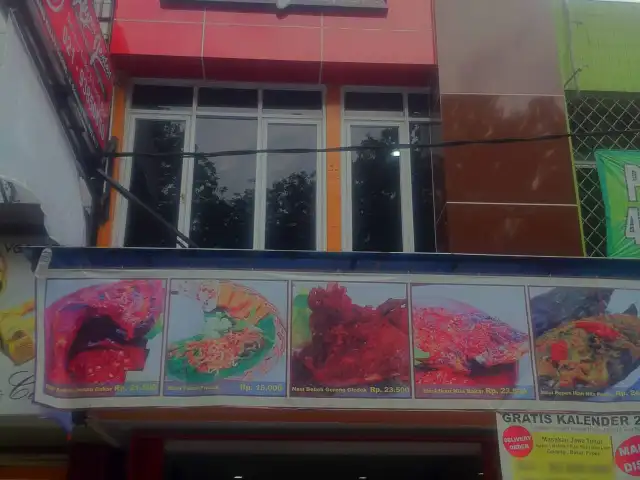 Gambar Makanan Ayam Jantan 7