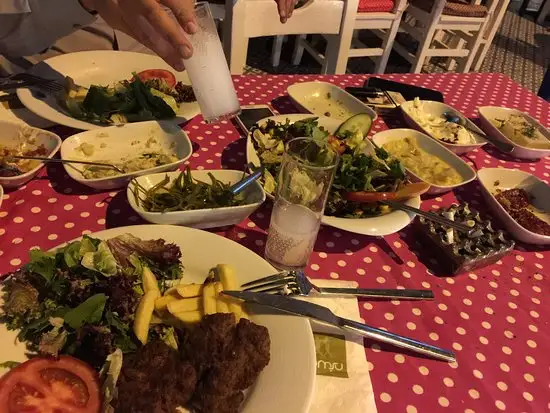 Komşu Restaurant'nin yemek ve ambiyans fotoğrafları 5