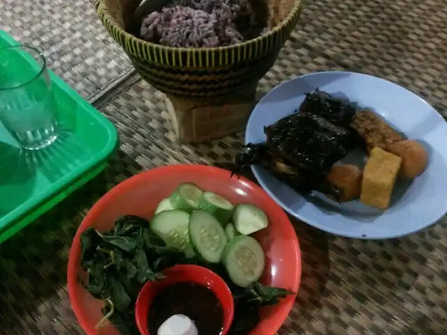 Gambar Makanan Saung Timbel Punclut "Sederhana" 5