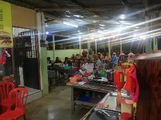 Warung santai Hafis