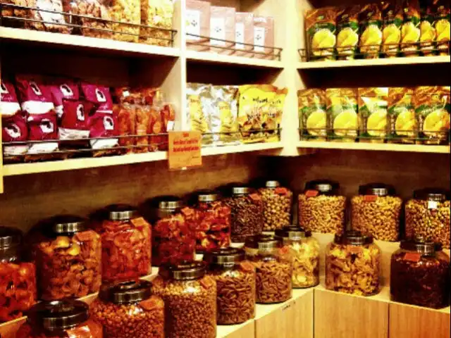 Gambar Makanan Snack Zone Kota Kasablanka 3